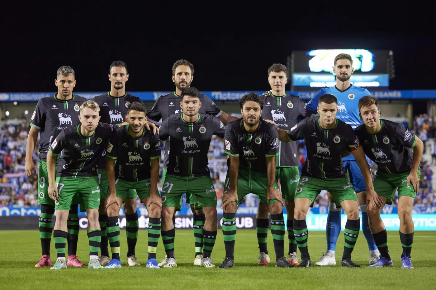 Arrêt cardiaque, expulsion houleuse et Jordi Mboula : le scénario dantesque qui amène Santander en play-off de Liga 2