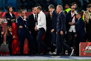 Allegri fait tomber la veste et pète les plombs lors de la finale de la Coupe d'Italie