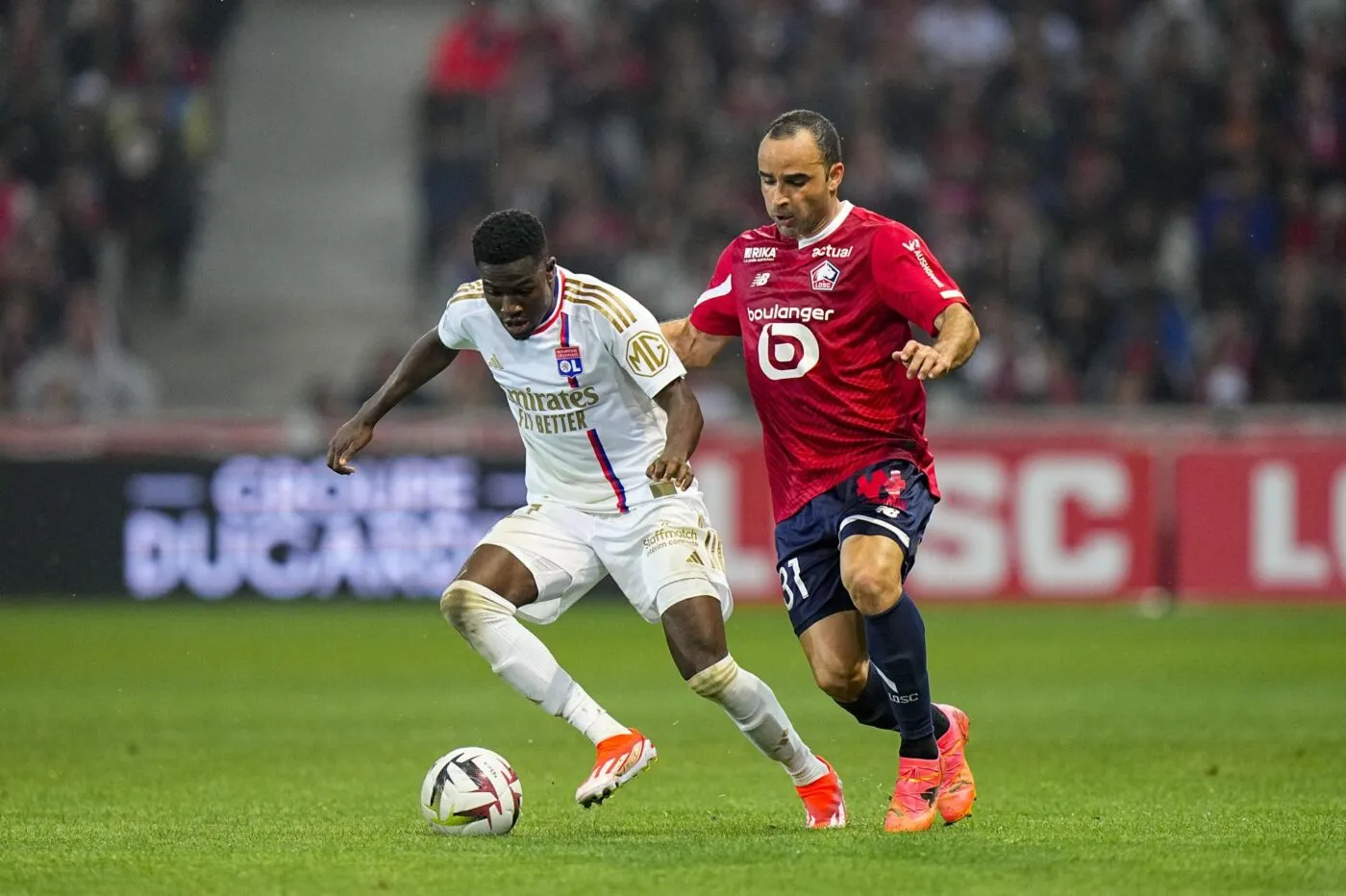 Ismaily prolonge l’aventure à Lille