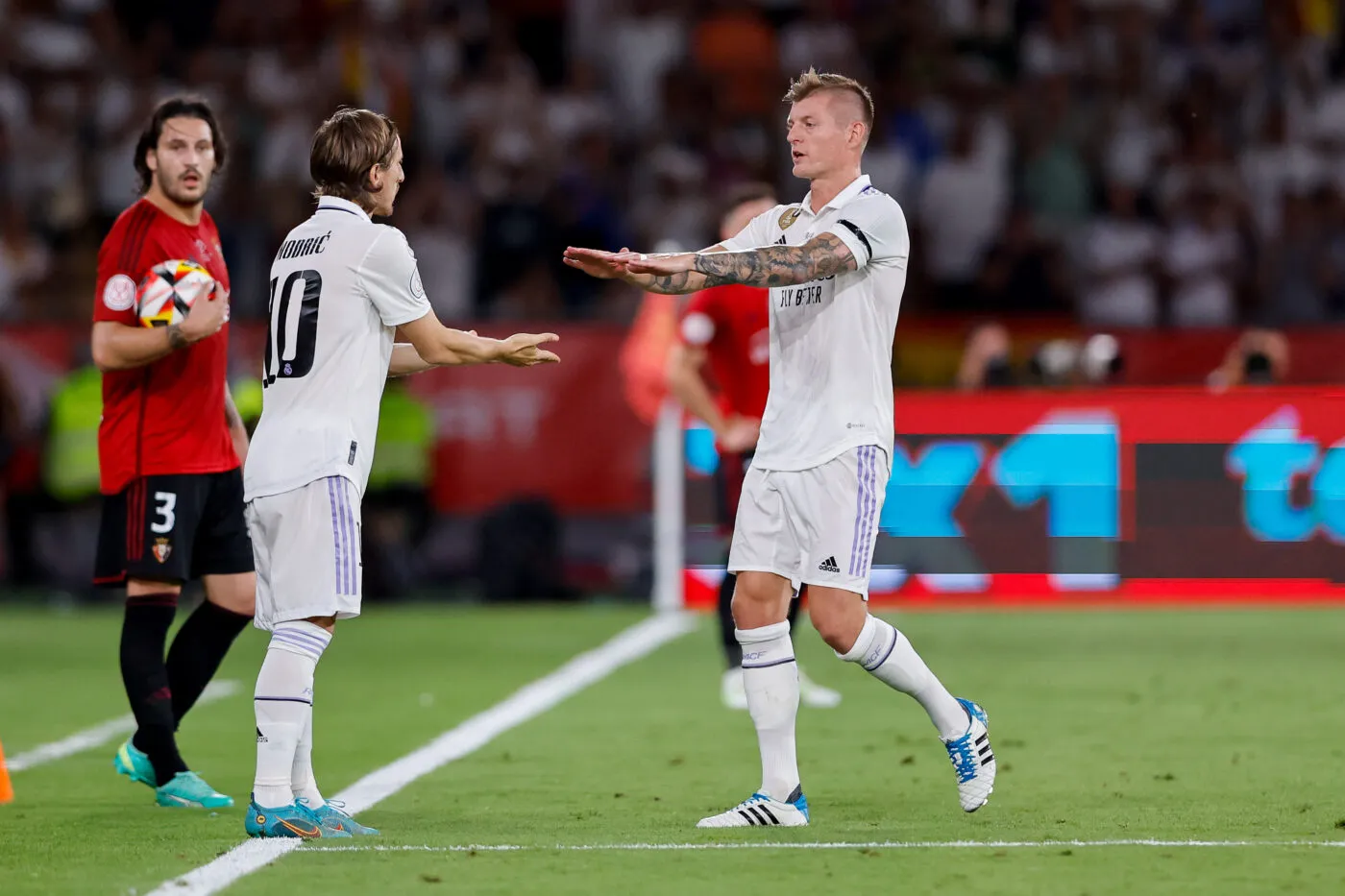 Modrić-Kroos : frères du milieu
