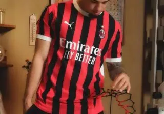 L'AC Milan révèle son nouveau maillot et, sans surprise, il est très beau