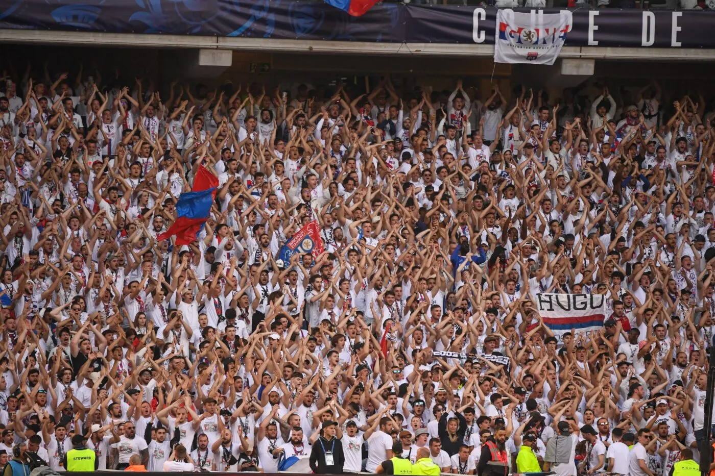 L’OL et le PSG dénoncent les incidents entre supporters