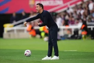 Limogé par le FC Barcelone, Xavi avertit le futur entraîneur...