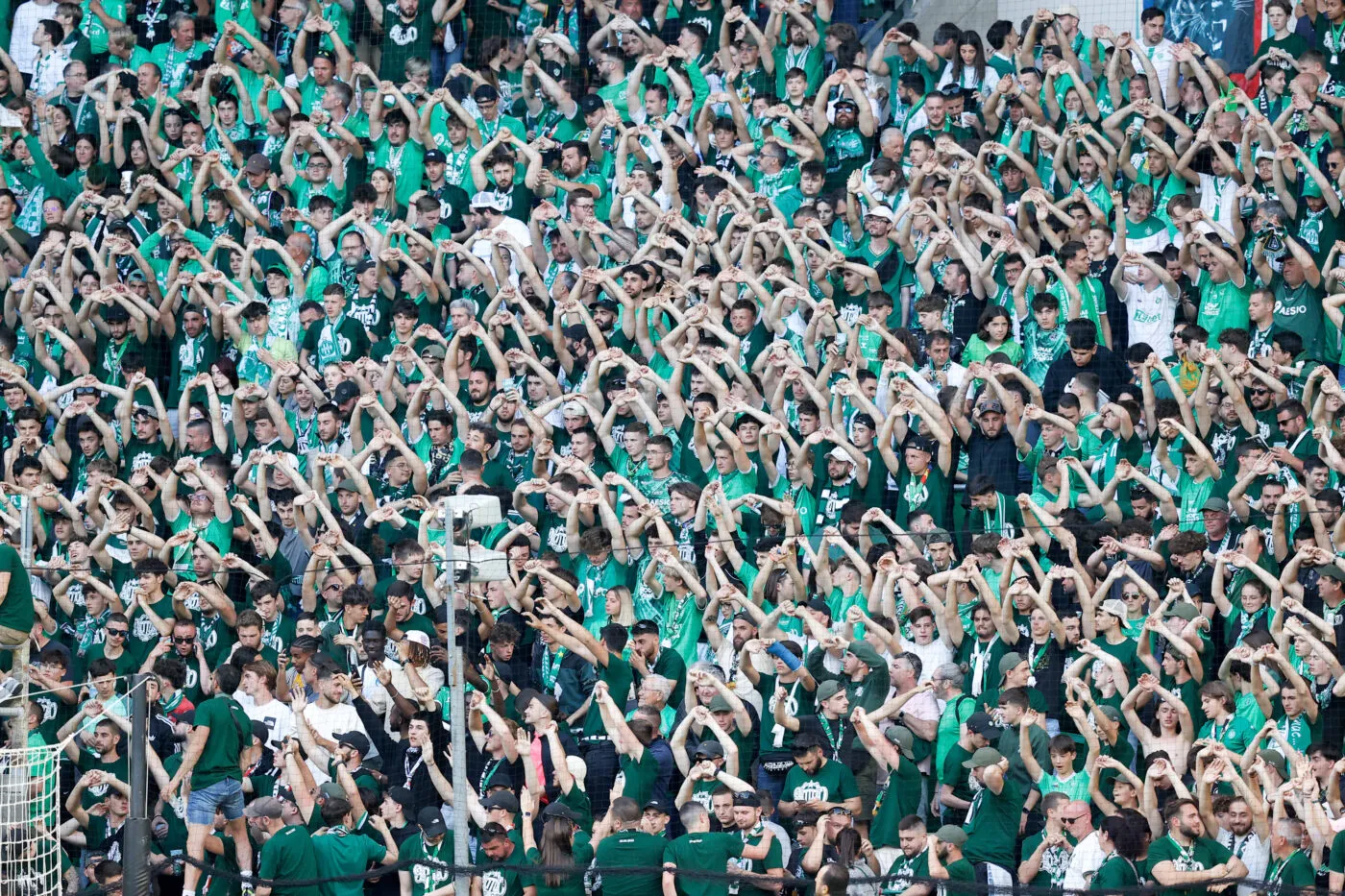 Un club de foot peut-il rationnellement être dirigé par ses supporters ?