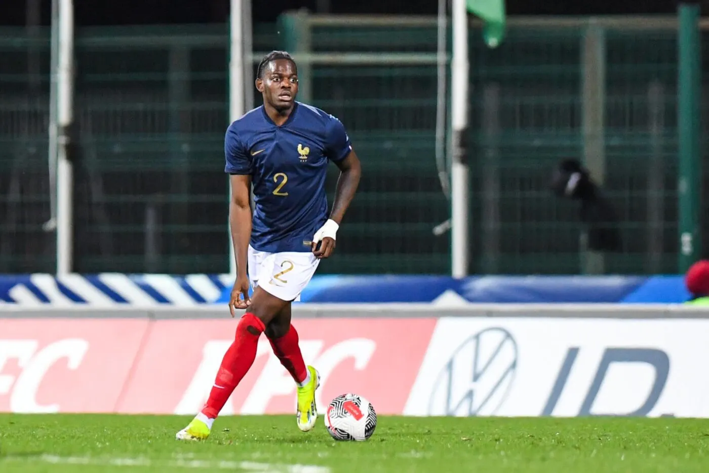 « On va probablement se passer de joueurs de qualité » pour les JO, déplore Castello Lukeba