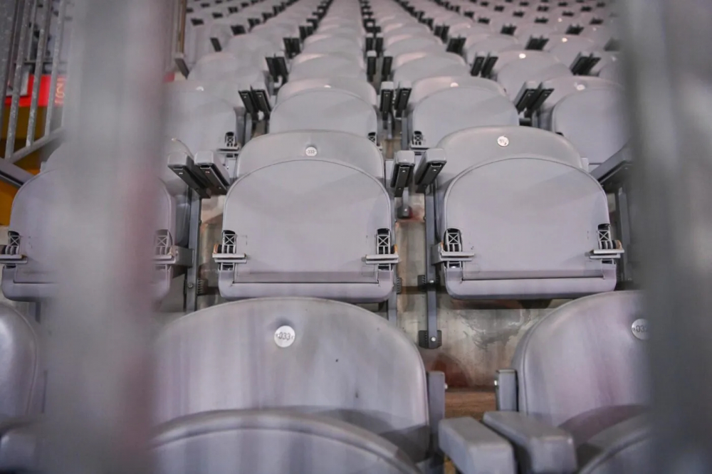 OL : Laurent Prud’homme interdit de stade les membres de Mezza Lyon ...