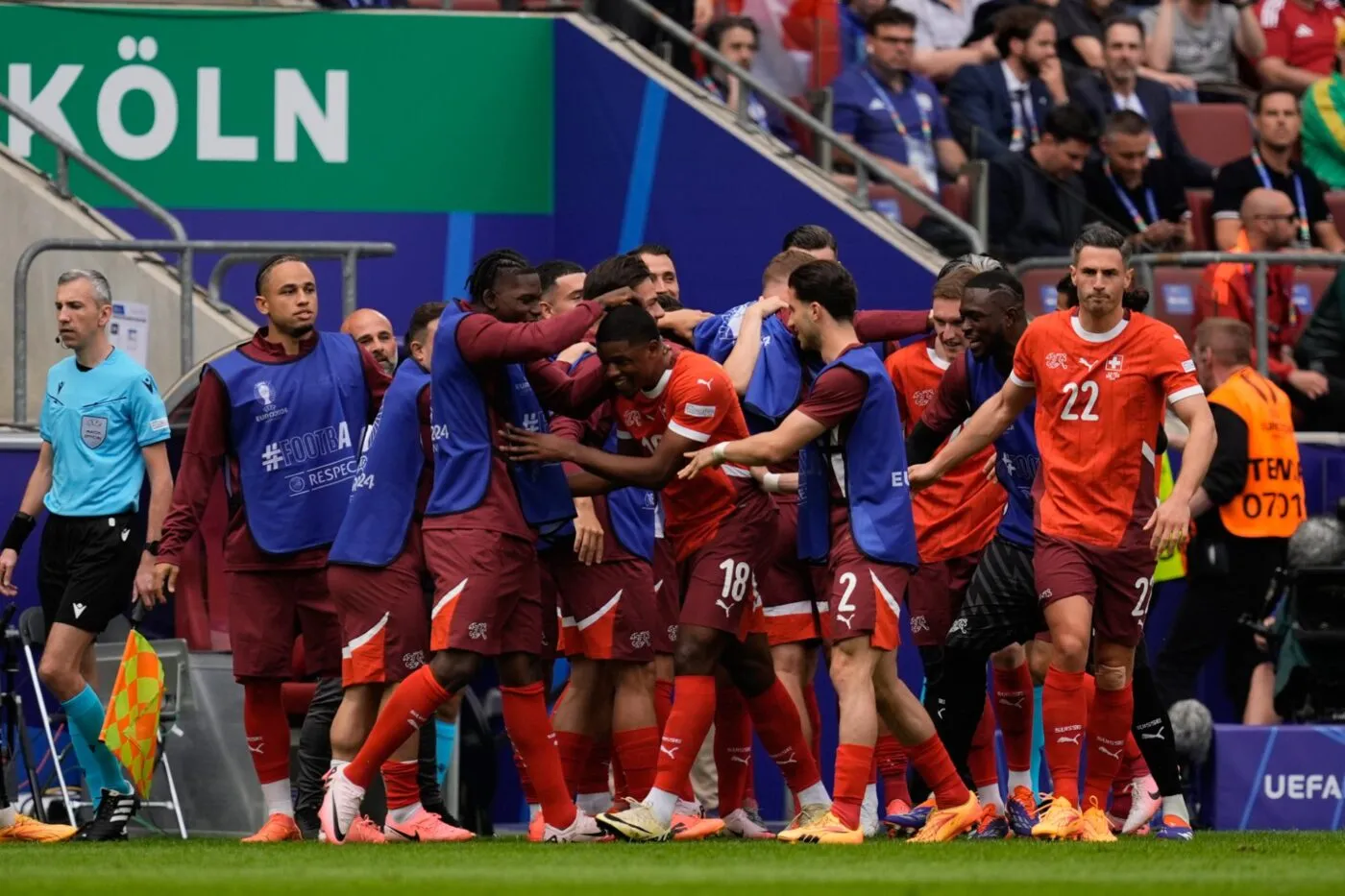 La Suisse démarre bien en battant la Hongrie