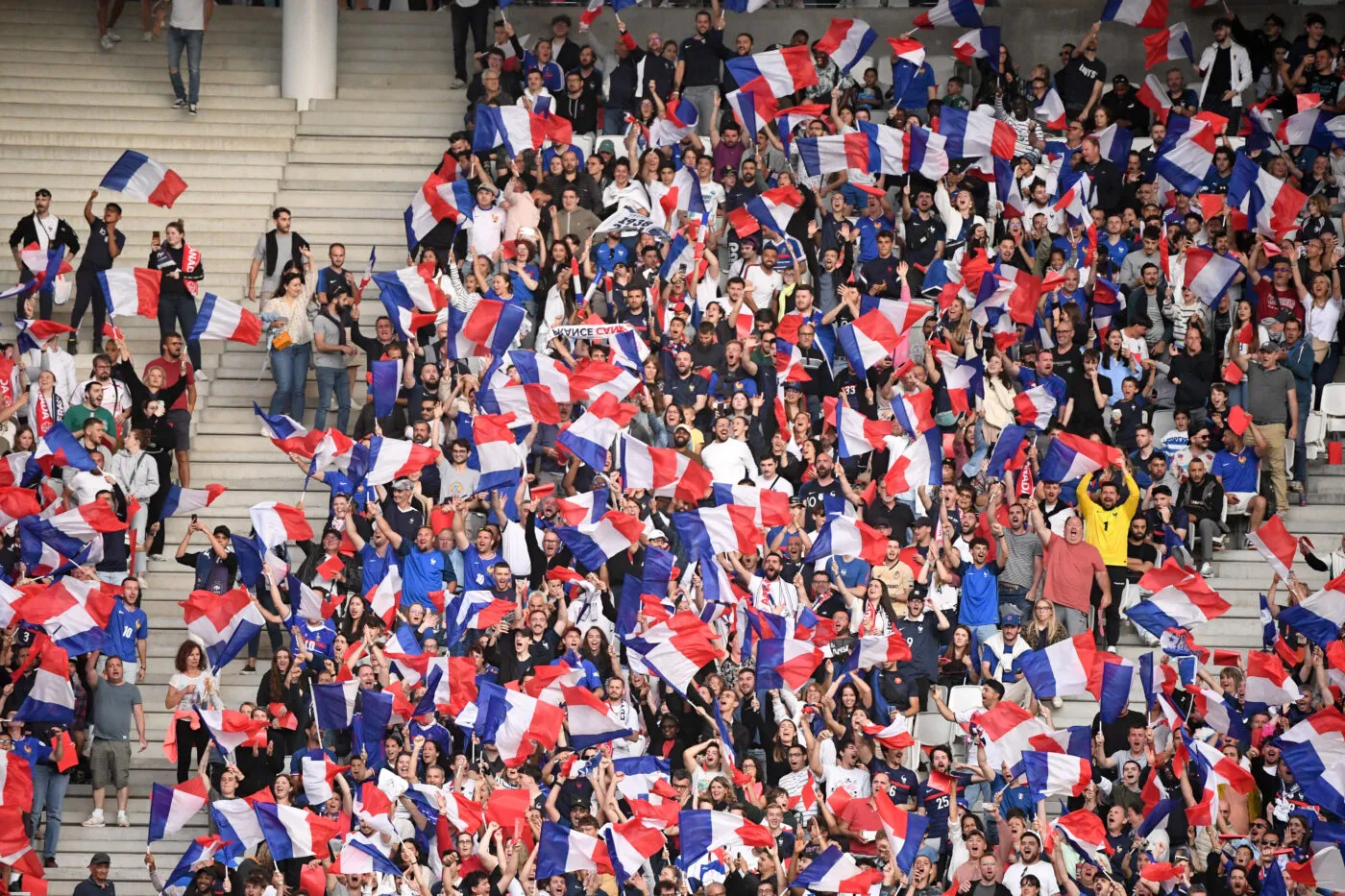 Le football serait-il affecté par une arrivée du RN au pouvoir ?