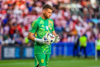 Euro : Unai Simón joue malgré une blessure