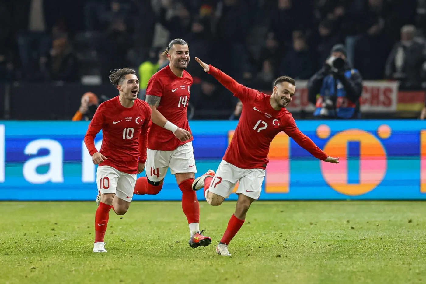 Yusuf Sarı : «<span style="font-size:50%"> </span>Balotelli voit en moi la folie qu’il avait plus jeune<span style="font-size:50%"> </span>»