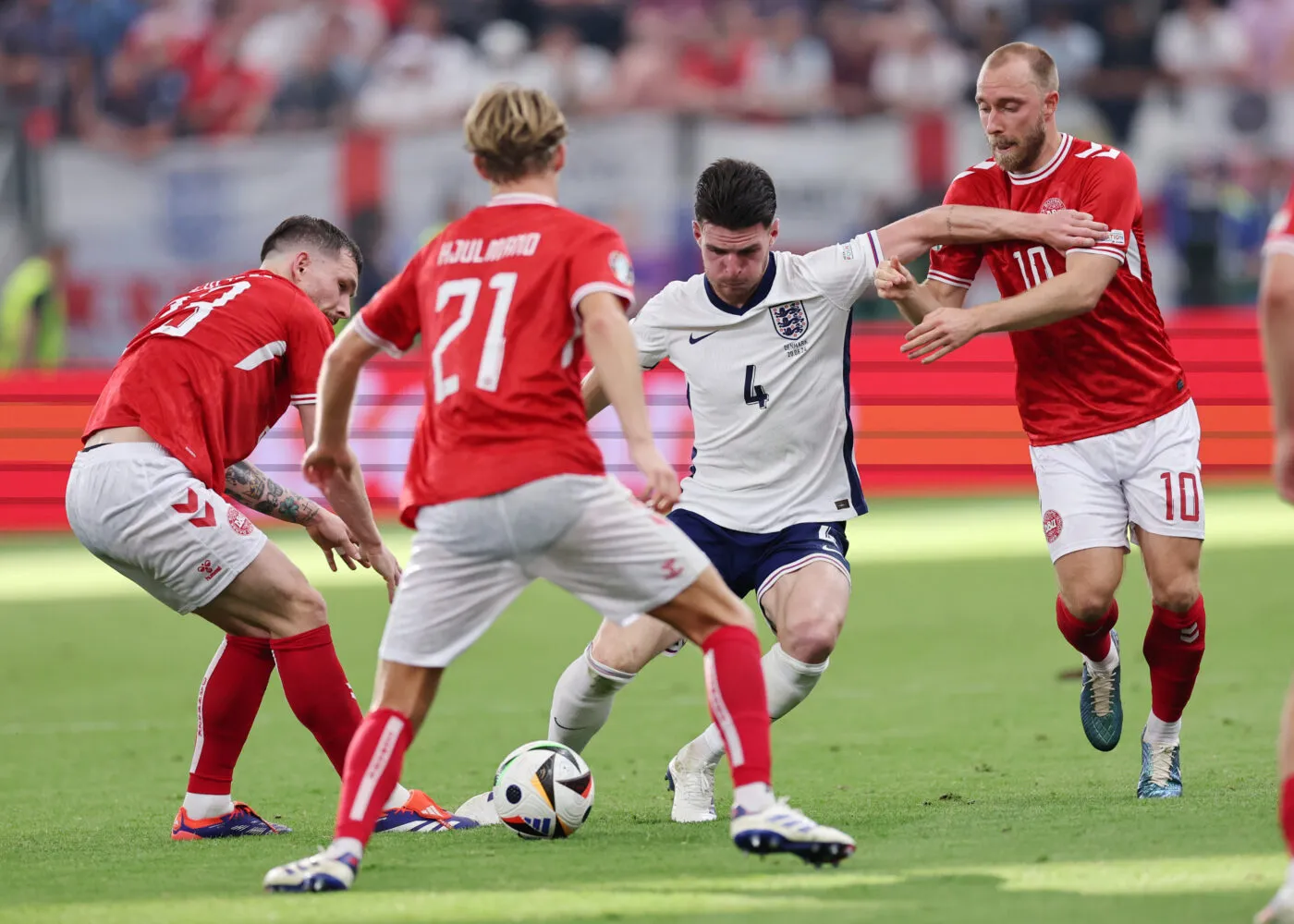 Le Danemark laisse l’Angleterre avec ses doutes