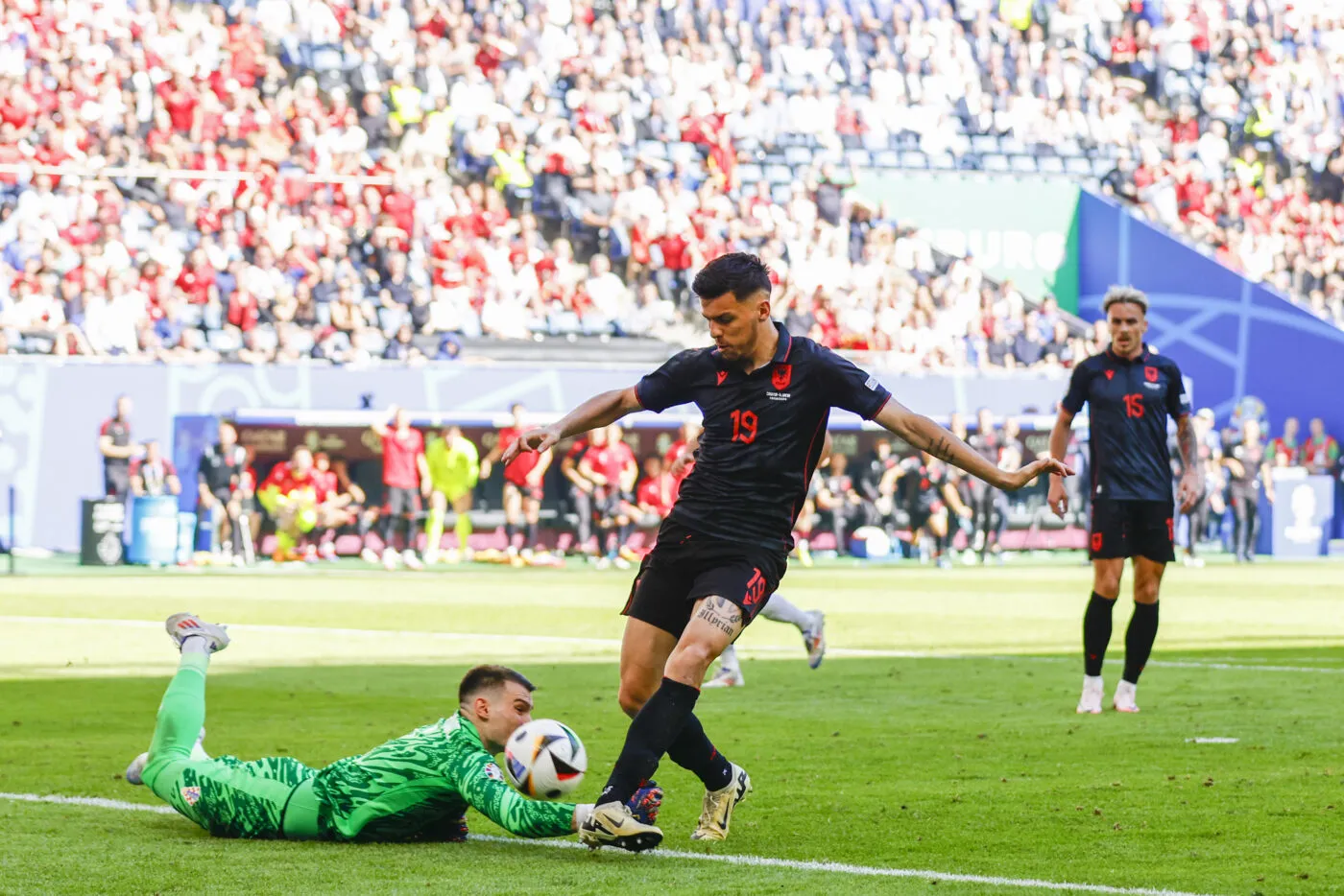 Un joueur albanais s’excuse après avoir insulté la Macédoine du Nord