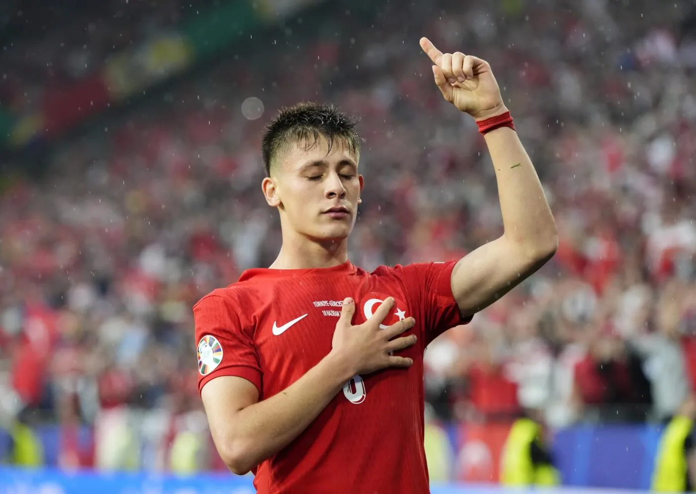 La Turquie et Güler : sur des charbons ardents