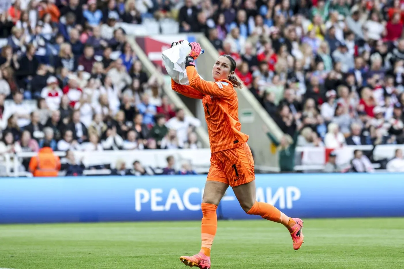 « Adieux mémorables » ou pluie de sifflets pour la dernière de Mary Earps avec l’Angleterre ?