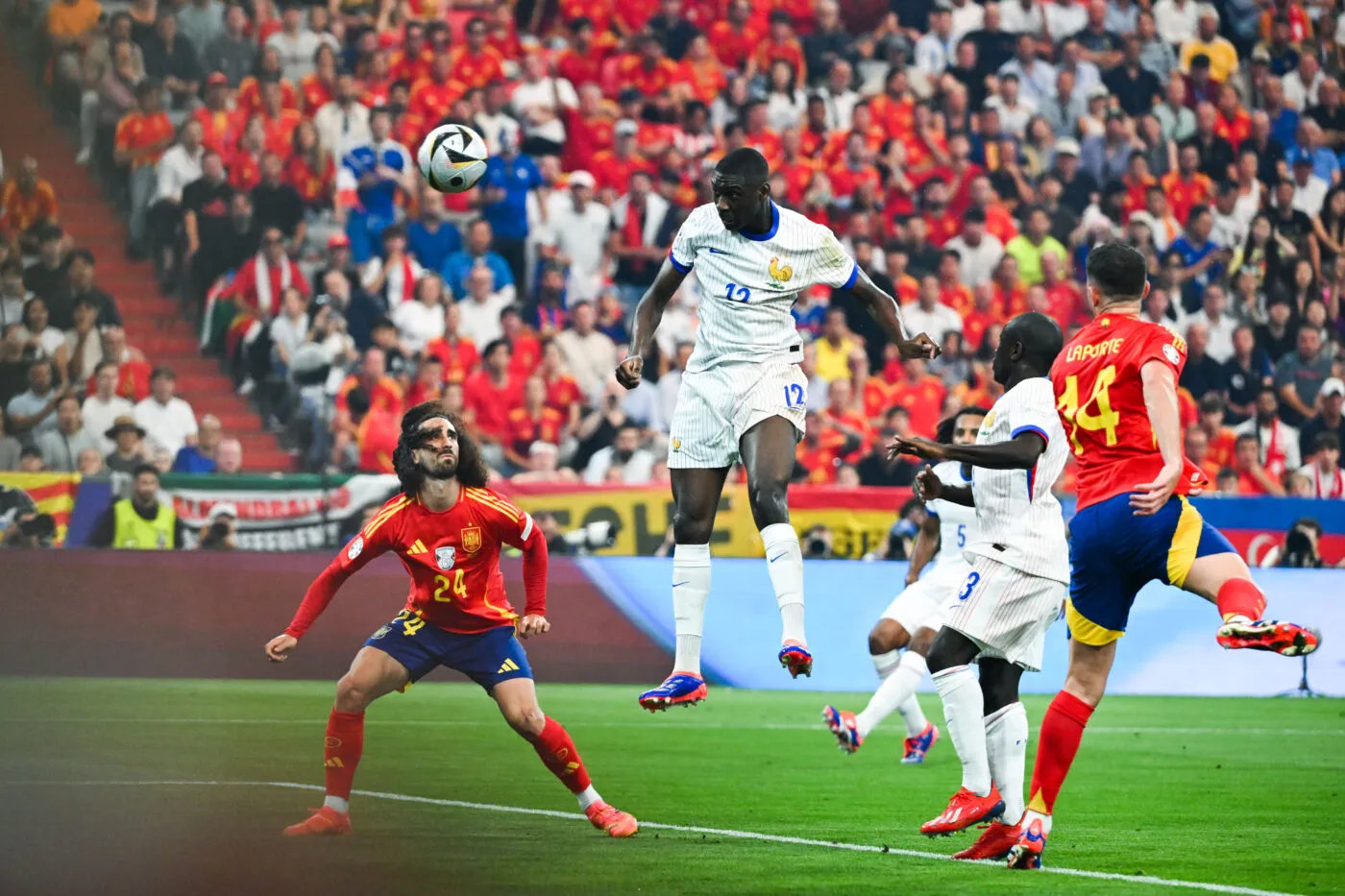 Randal Kolo Muani ouvre le score !