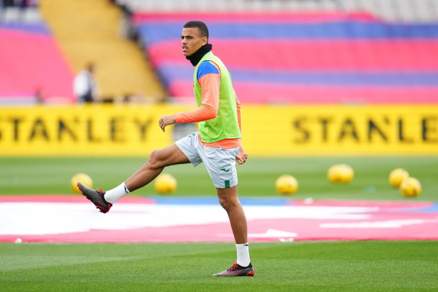 Des associations féministes marseillaises se mobilisent contre le transfert de Mason Greenwood à l’OM