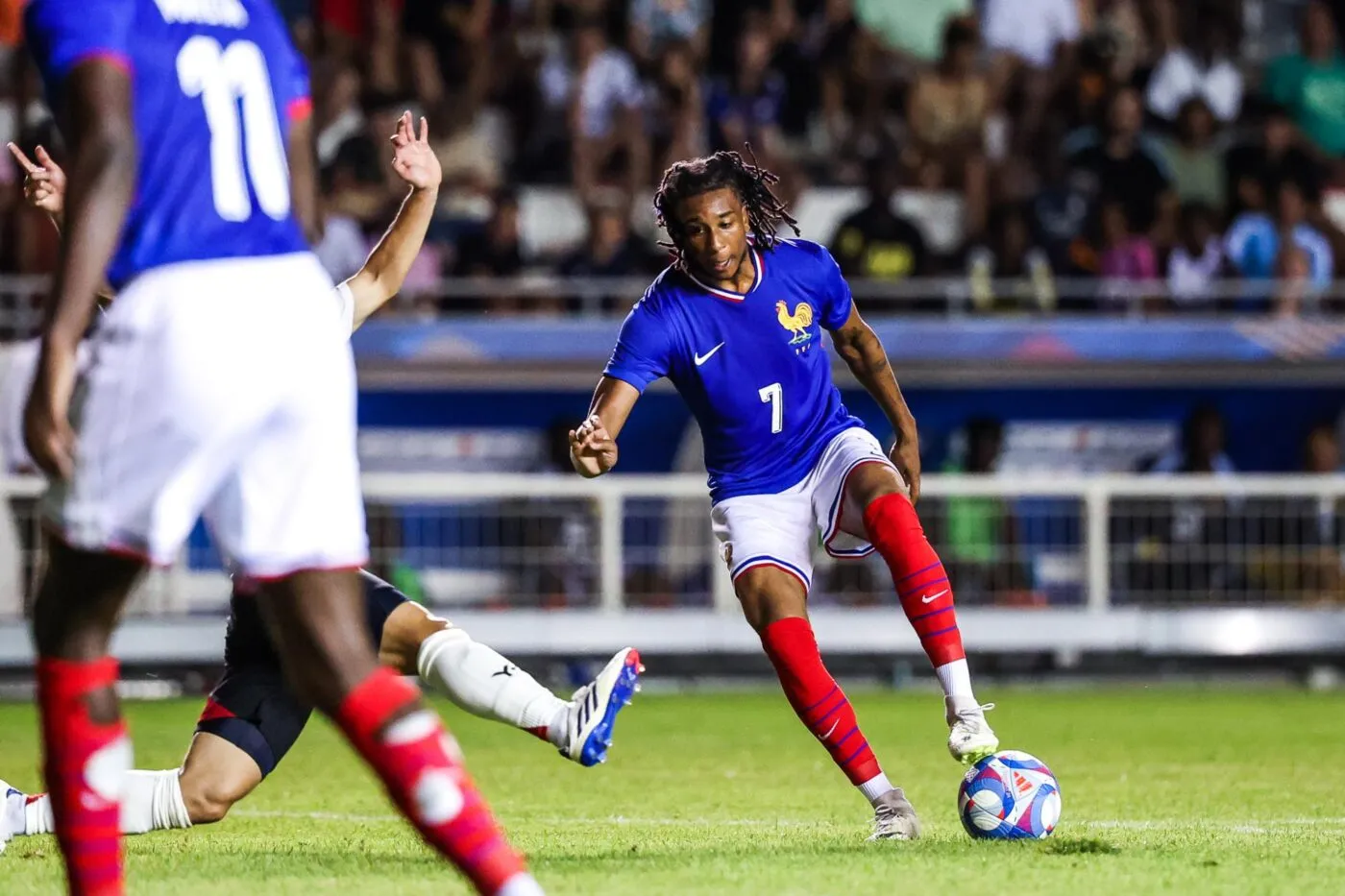 Michael Olise, pour vous servir