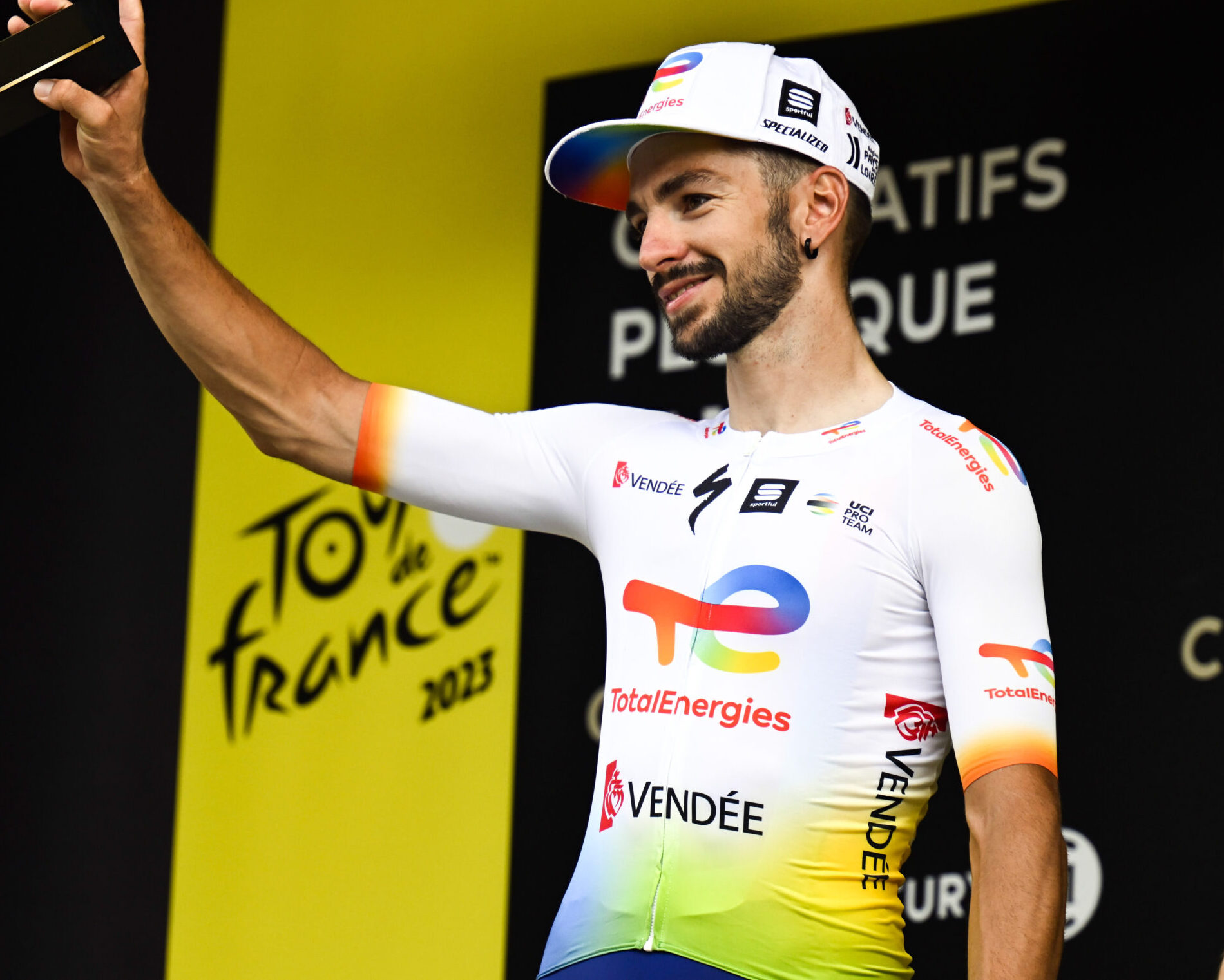 ICONSPORT_176402_0038-scaled-e1721398095617