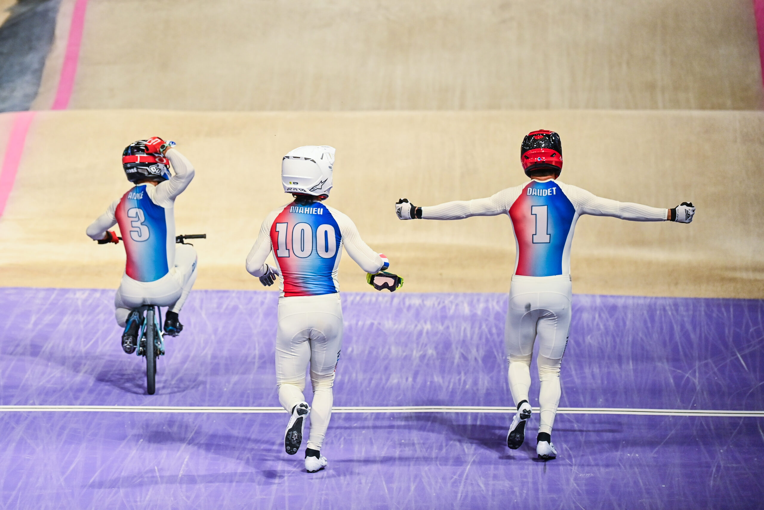 ICONSPORT_235934_0027-scaled