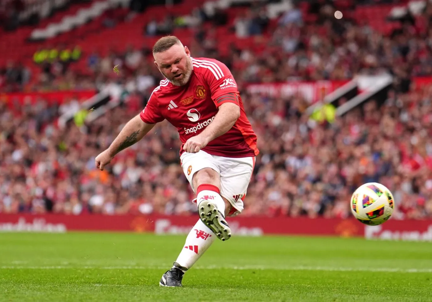 Wayne Rooney revient sur les menaces lors de son transfert d’Everton à Manchester United