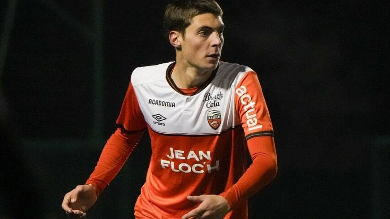 MjAyNDAzZjQ0NGE4ZjE5Y2IxYTQwNmUyYjgzMDM2NzBjNDE1ZmU