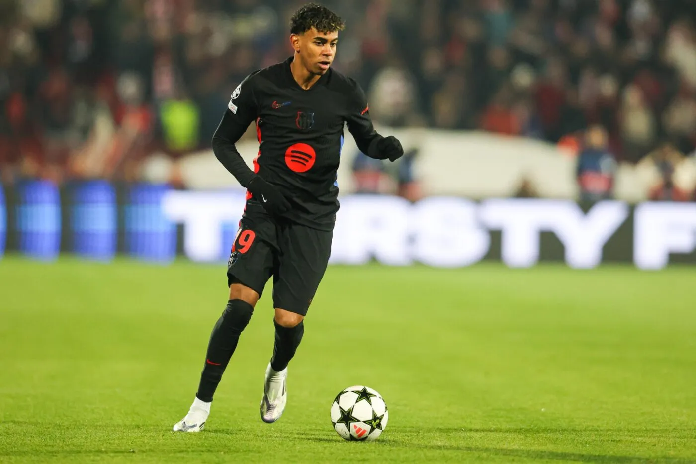 Lamine Yamal absent pour le choc Barça-Brest ?