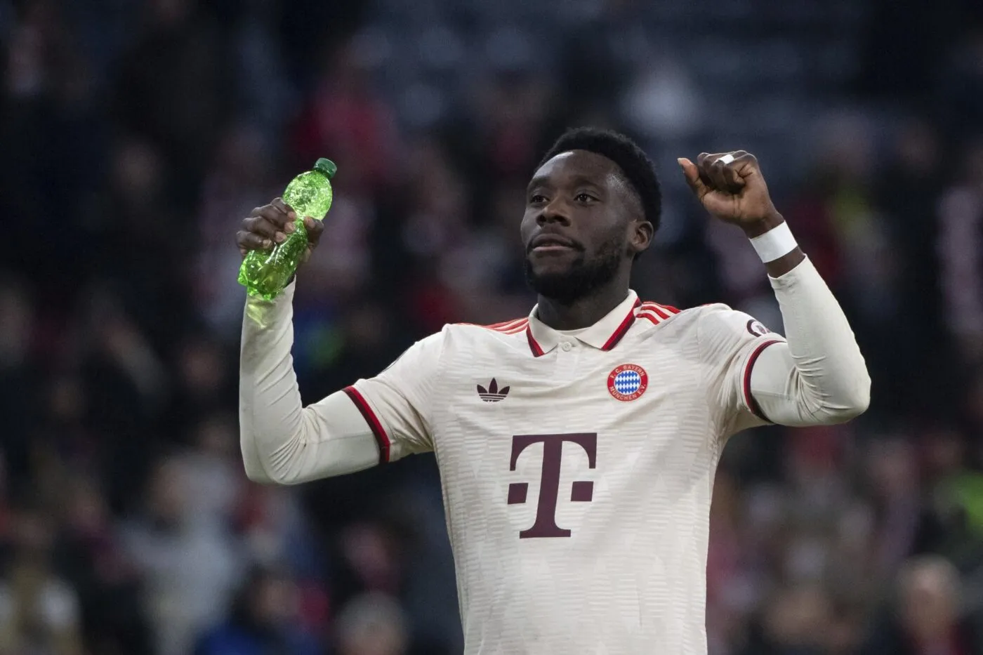 Alphonso Davies arrêté en état d’ivresse au volant