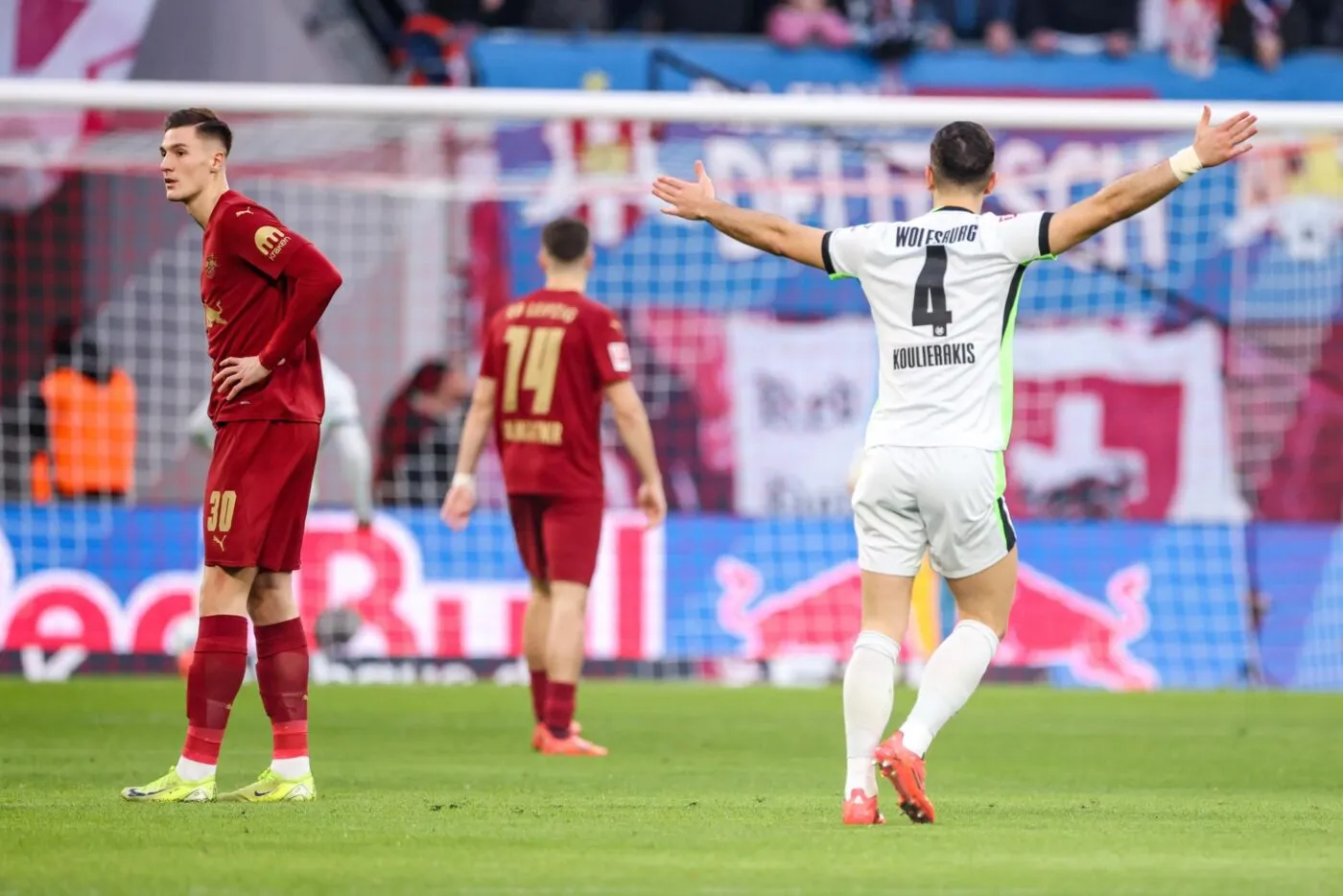 Wolfsburg coule Leipzig, Leverkusen s’en sort face à l’Union