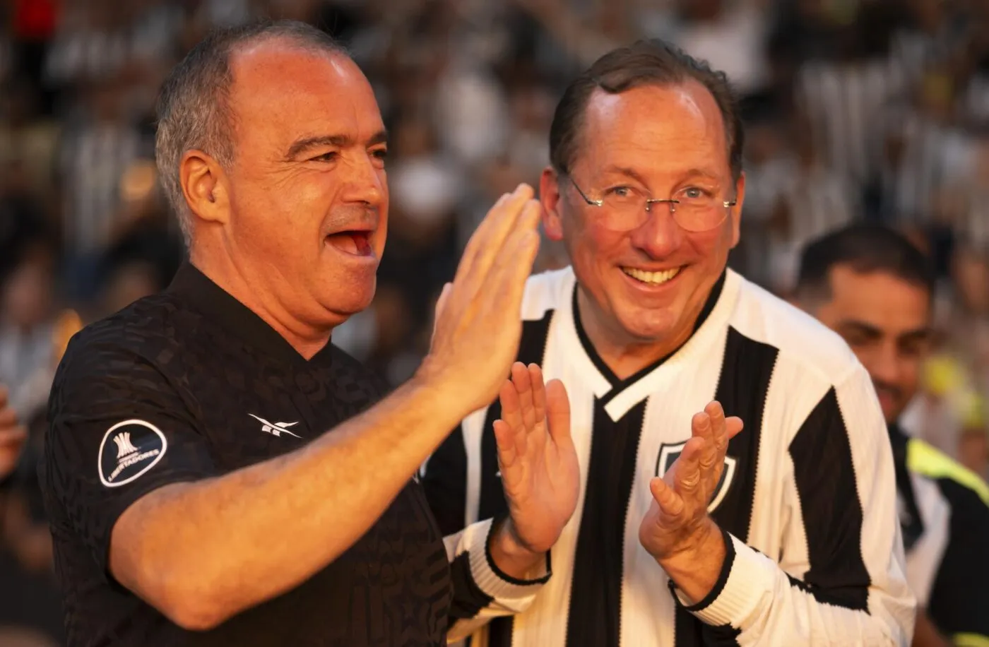 John Textor espère «<span style="font-size:50%"> </span>botter le cul de quelqu’un » à la Coupe du monde des clubs