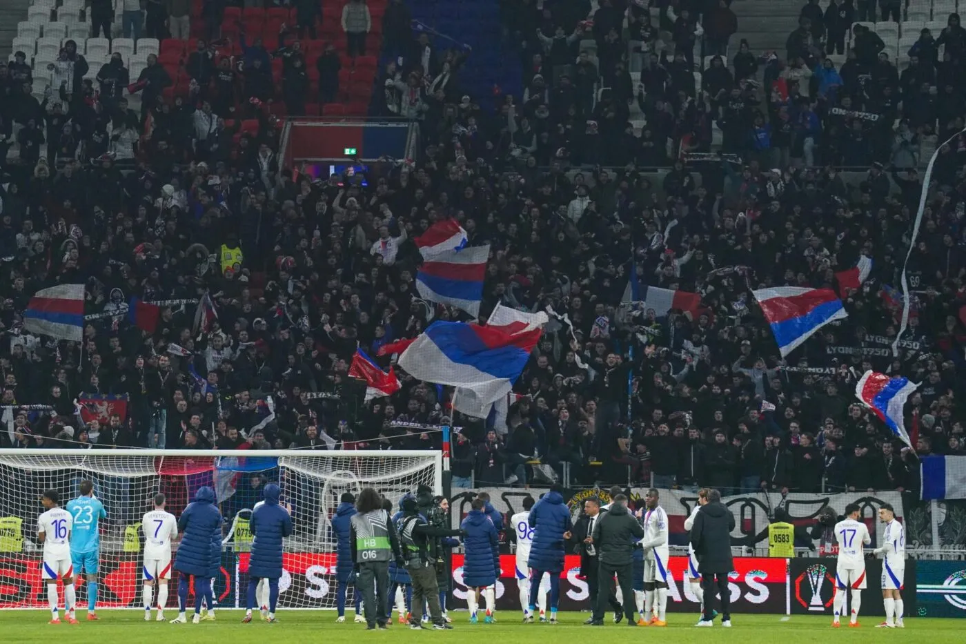 Les supporters de l’OL interdits de déplacement au Parc des Princes