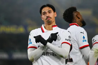 Milan vainc Vérone mais pas ses doutes, Leão sort sur blessure