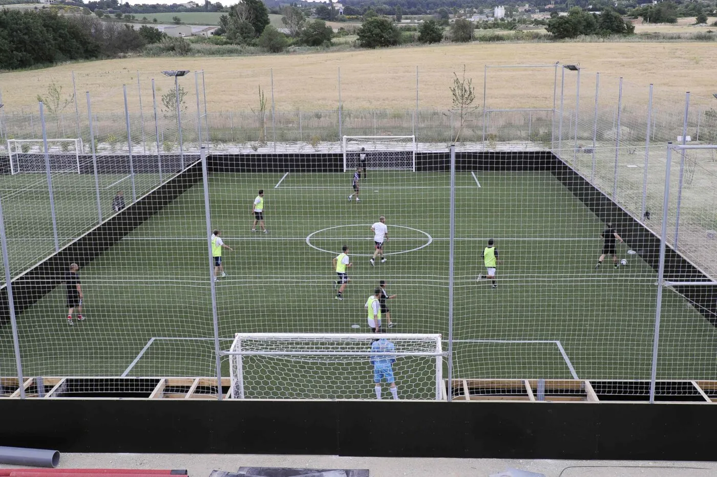 Centres de foot privé et foot populaire sont-ils compatibles ?