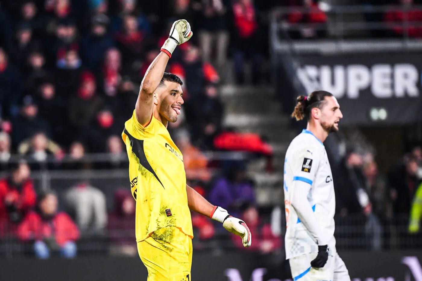 Geronimo RULLI of Marseille celebrates during the Ligue 1 McDonald's match between Rennes and Marseille at Roazhon Park on January 11, 2025 in Rennes, France. (Photo by Philippe Lecoeur/FEP/Icon Sport) - Photo by Icon Sport