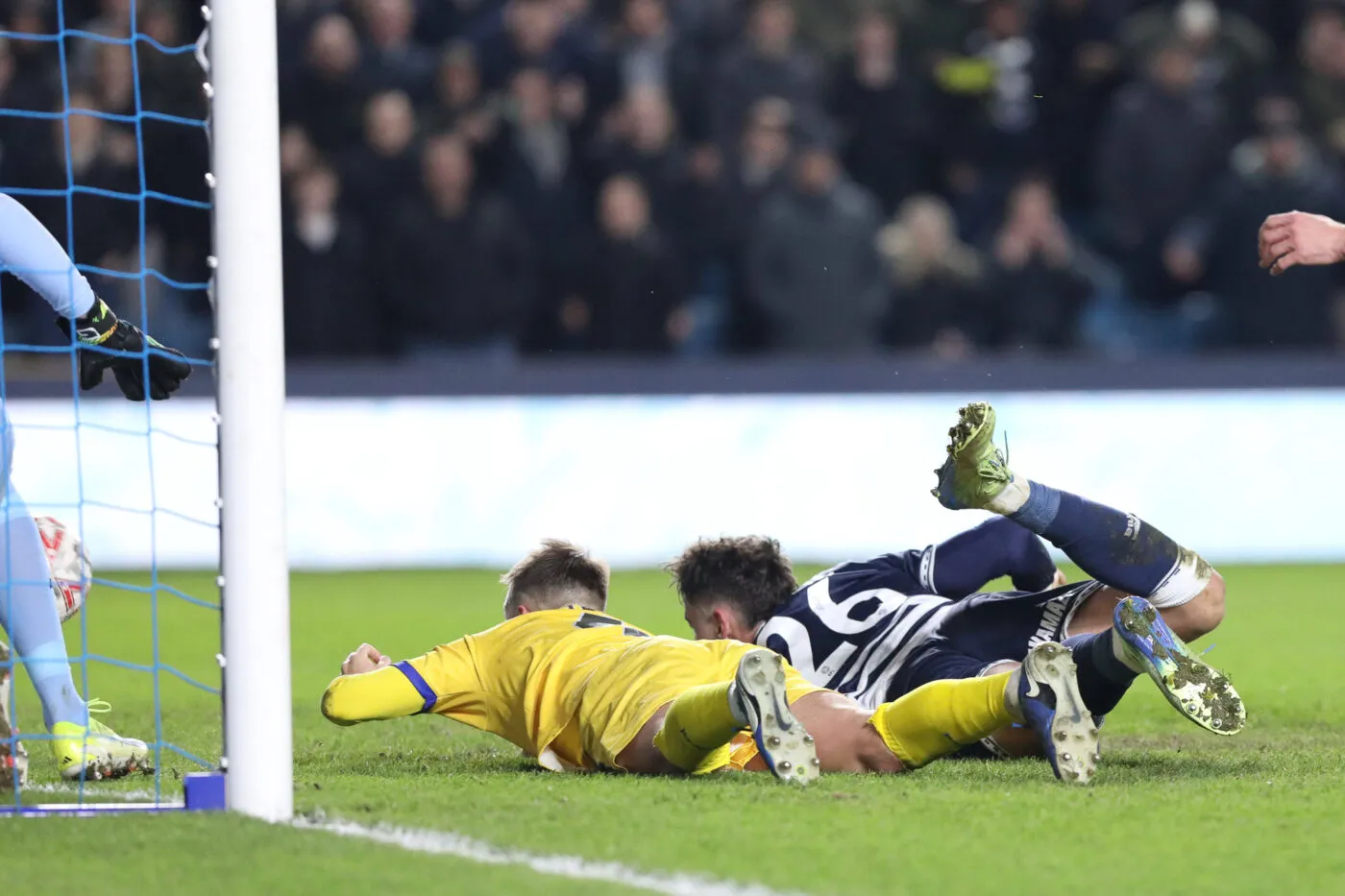 Le but de la tête le plus bas de l’histoire du football marqué par Millwall ?