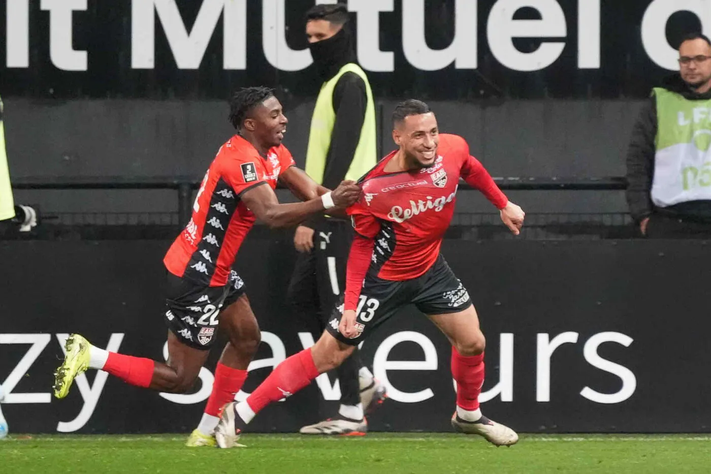 Guingamp intègre le top 5 de Ligue 2, Caen va galérer toute la saison