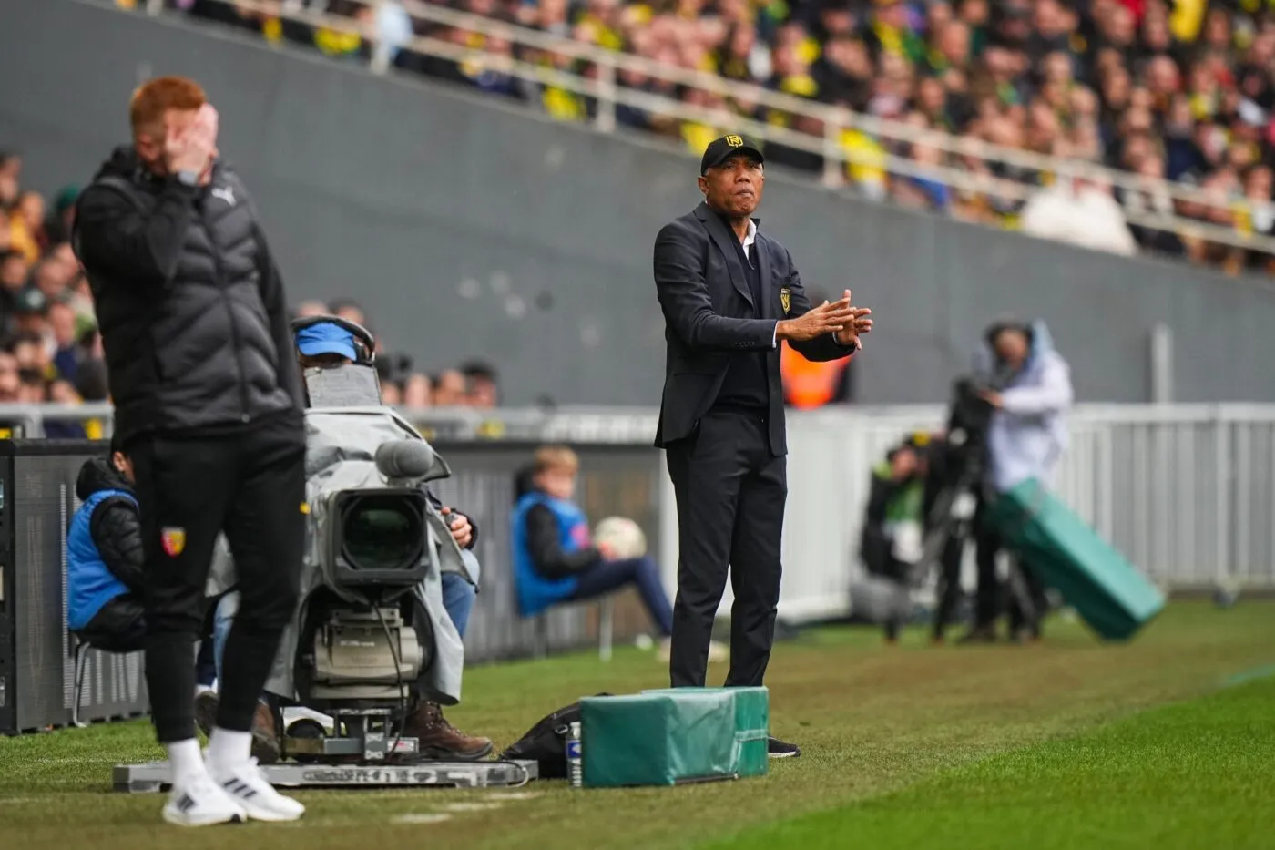 Antoine Kombouaré au soutien du corps arbitral