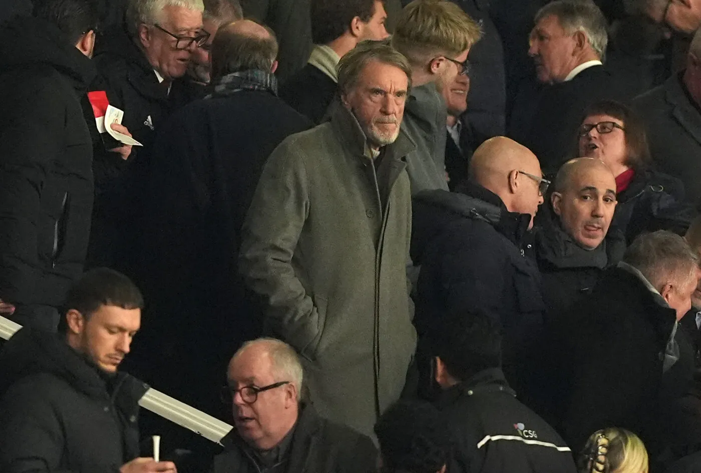 «<span style="font-size:50%">&nbsp;</span>Pas assez bons<span style="font-size:50%">&nbsp;</span>» et «<span style="font-size:50%">&nbsp;</span>surpayés<span style="font-size:50%">&nbsp;</span>», Jim Ratcliffe charge les joueurs de Manchester United