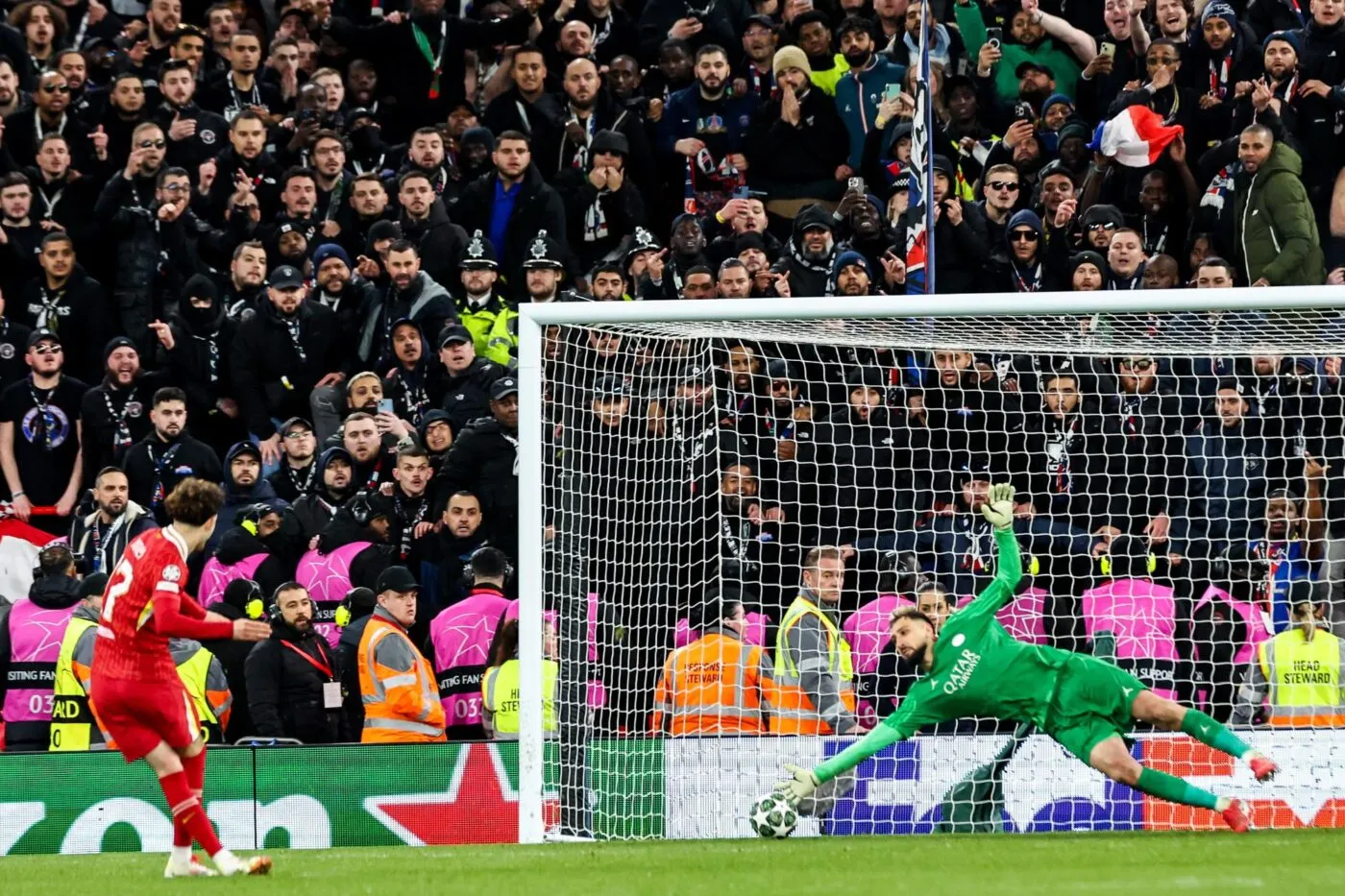 Donnarumma, le vilain petit canard devenu fier comme un coq