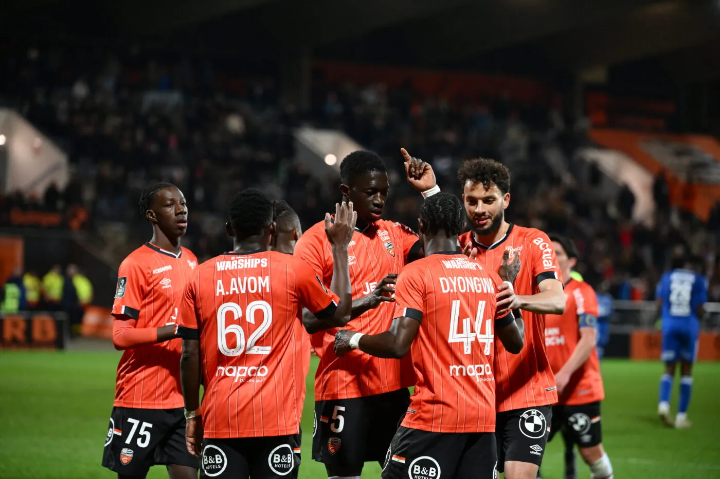 Lorient en plante quatre contre Bastia et récupère la tête de la Ligue 2