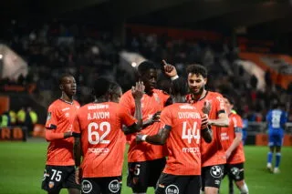 Lorient en plante quatre contre Bastia et récupère la tête de la Ligue 2