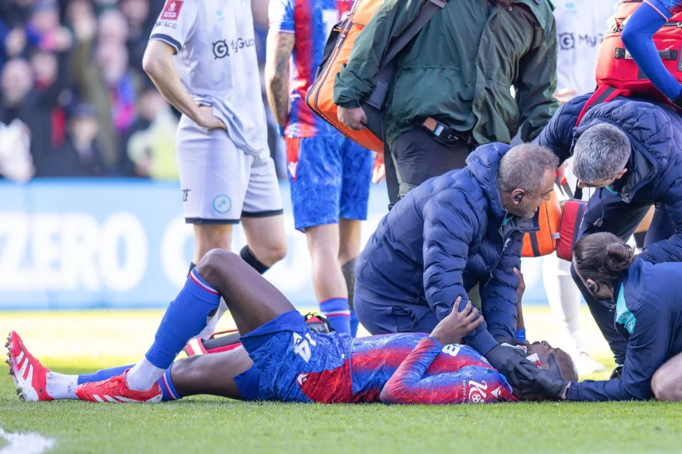 « Ça ne ressemblait plus à une oreille », le récit glaçant de Jean-Philippe Mateta sur sa blessure