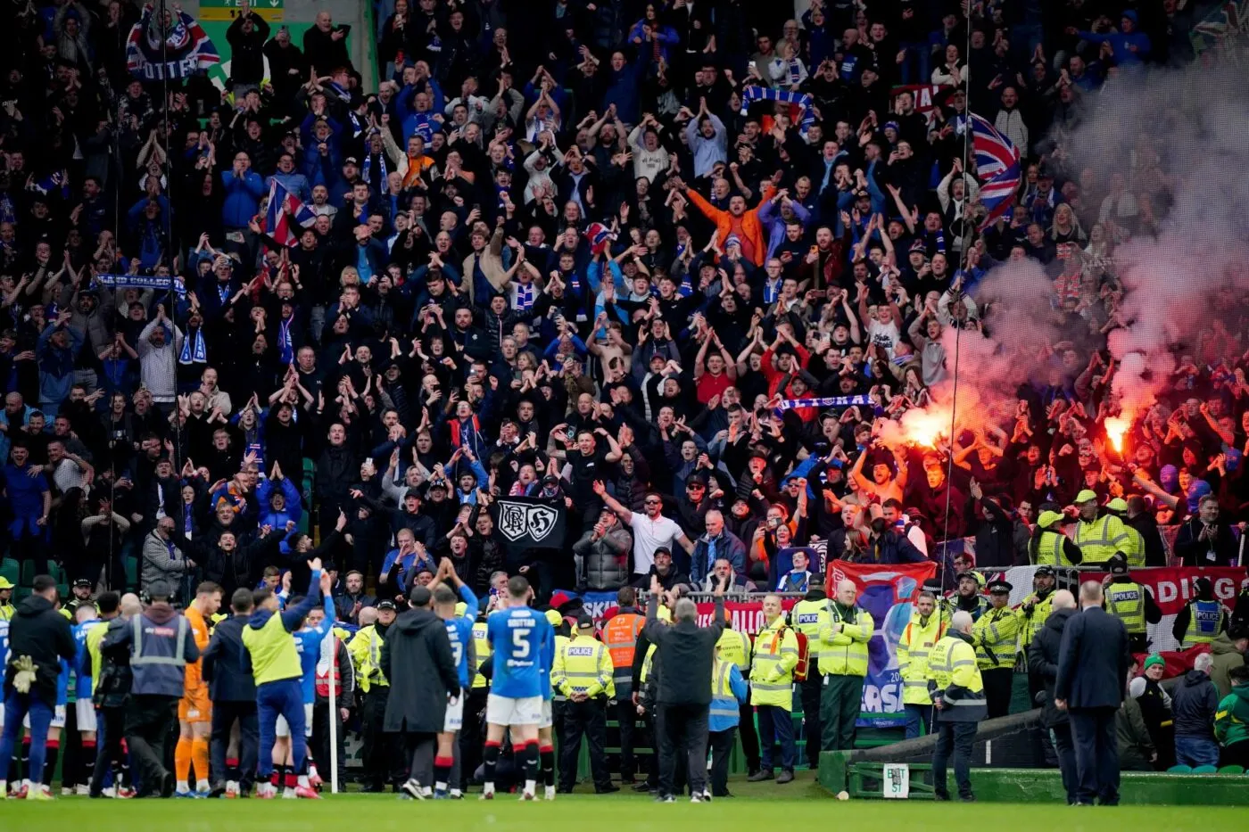 Les Rangers recadrent leurs supporters