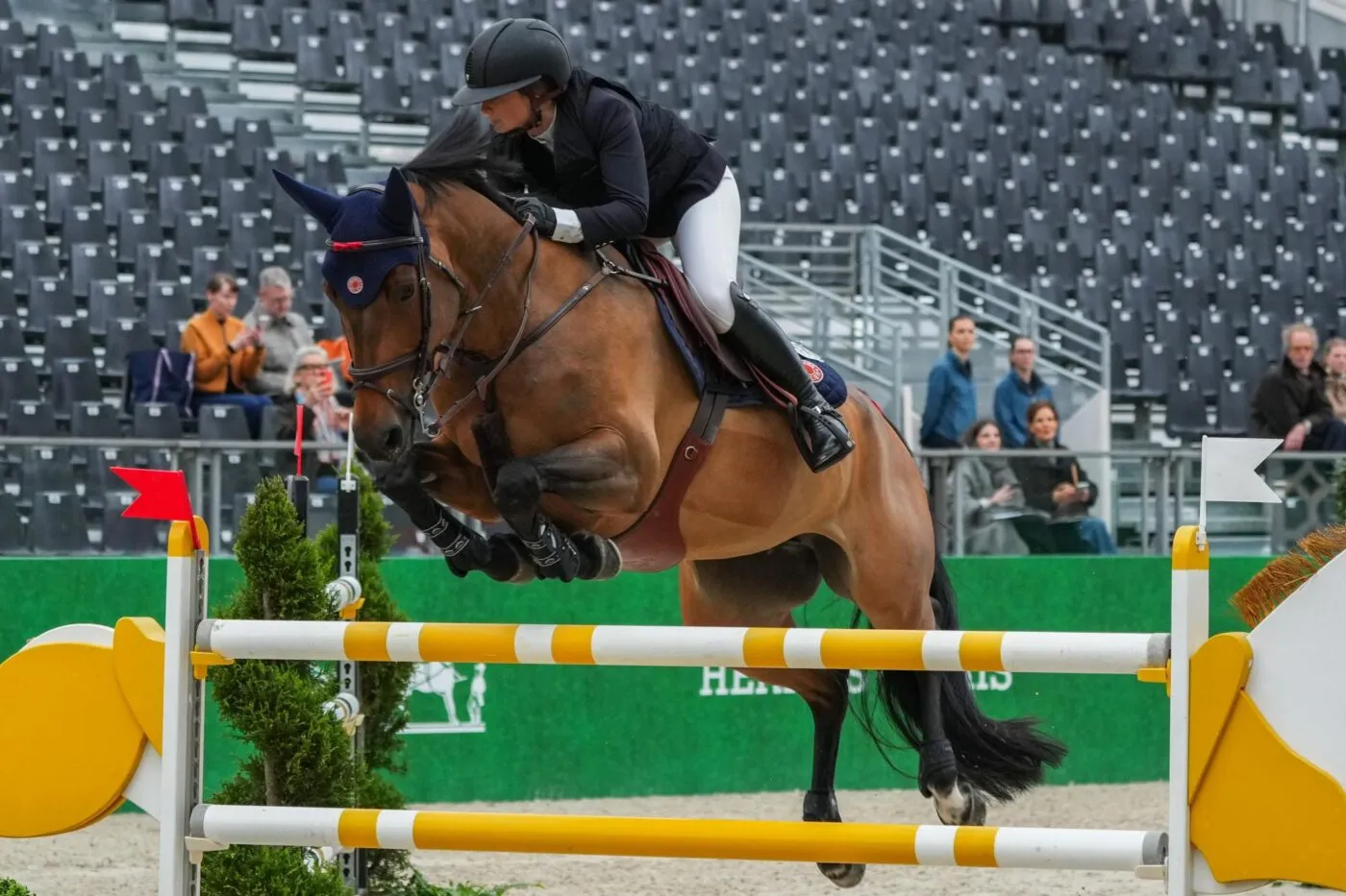 Jeanne Sadran, la fille de l’ex-boss du Téfécé, nouvelle étoile montante de l’équitation française