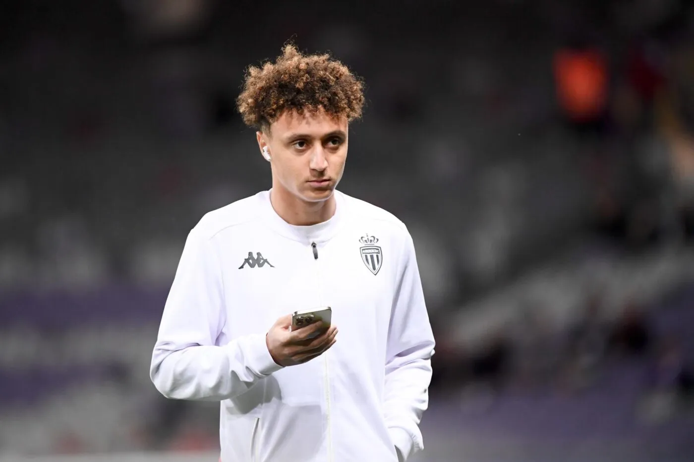 Hütter invite à la « prudence » avec Ben Seghir