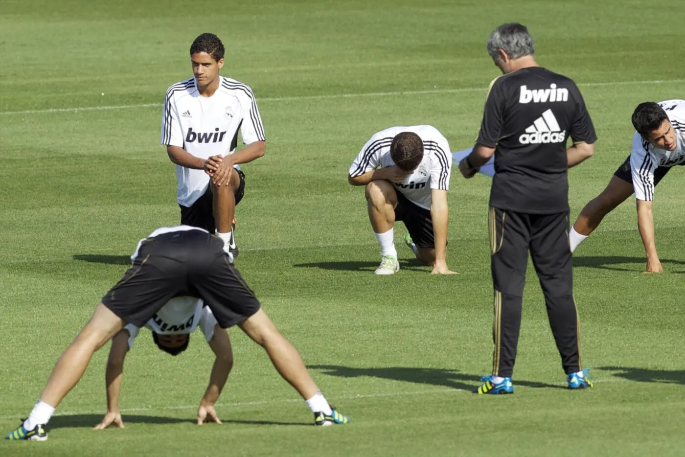 « Pourquoi t’es nul ? » : Varane raconte son drôle d’échange avec José Mourinho