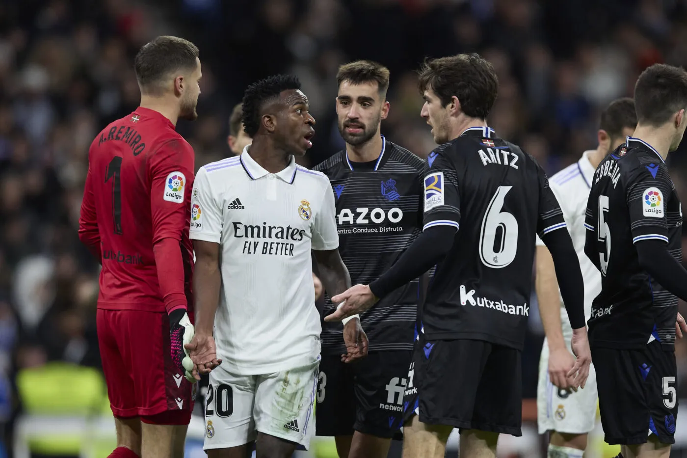 Sanctions contre les supporters de la Real Sociedad ayant insulté Vinícius