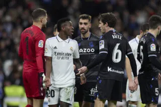 Sanctions contre les supporters de la Real Sociedad ayant insulté Vinícius