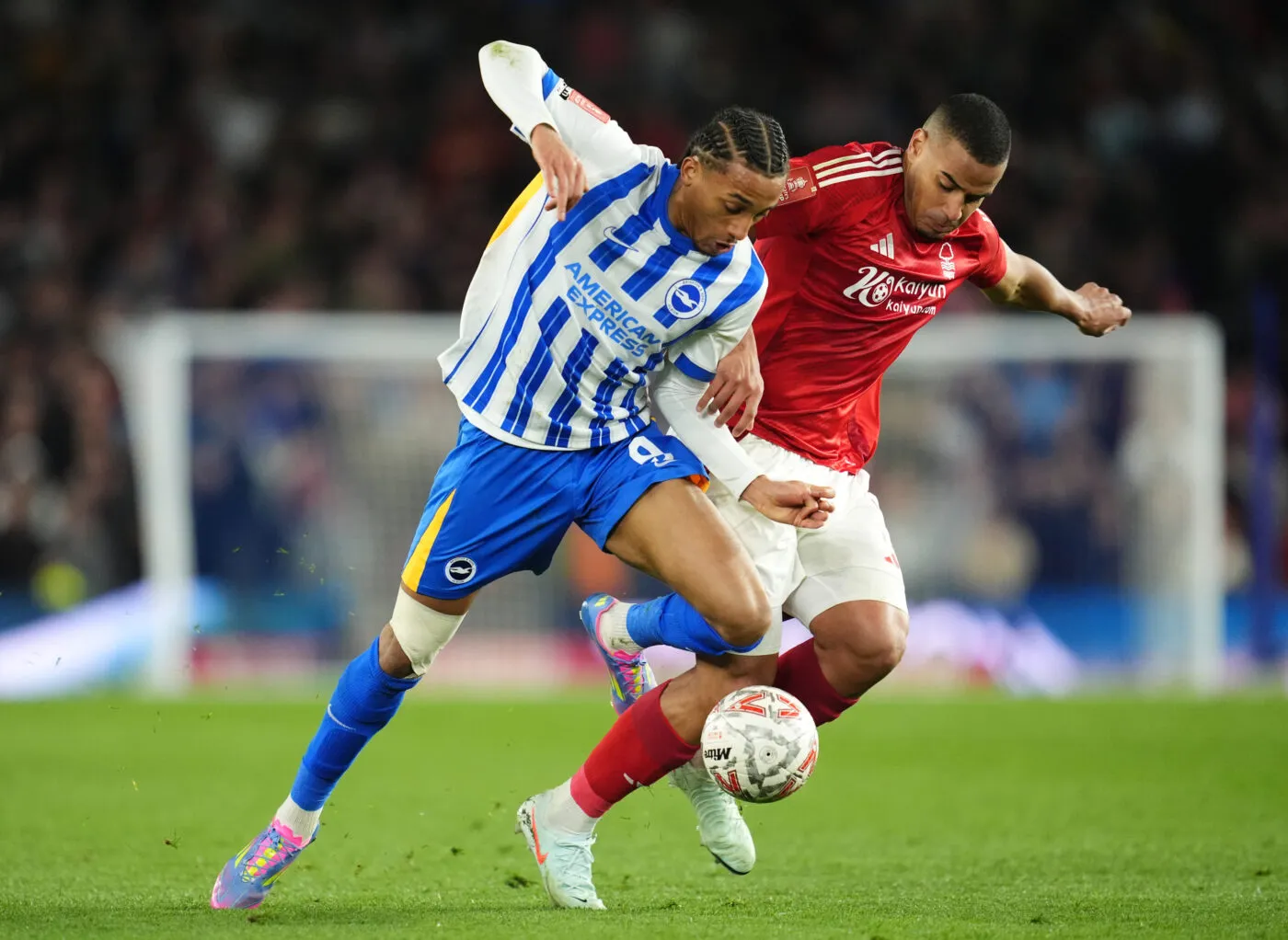 Nottingham Forest sort Brighton aux tirs au but