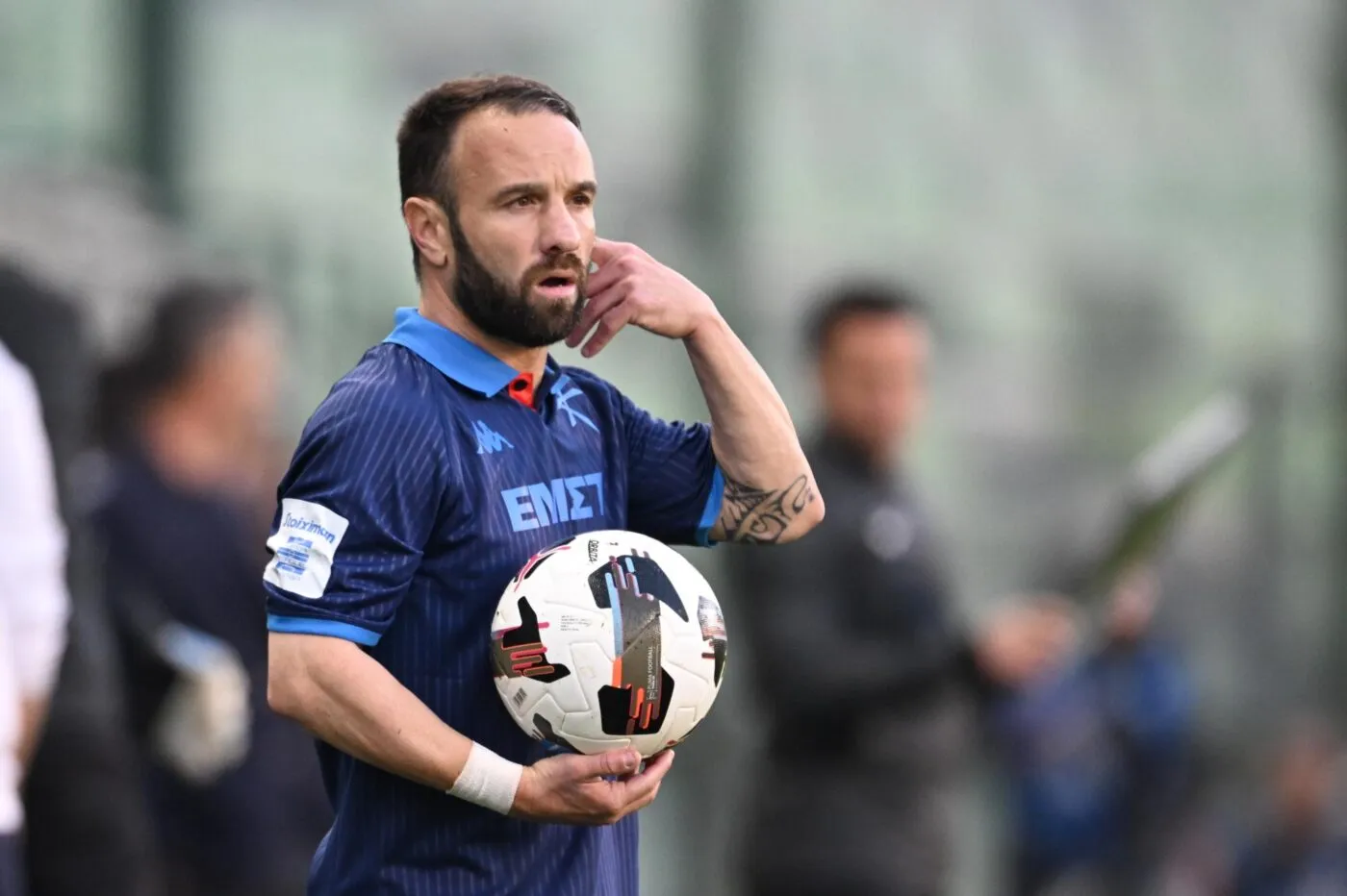 Le club de Mathieu Valbuena dénonce la corruption du football grec