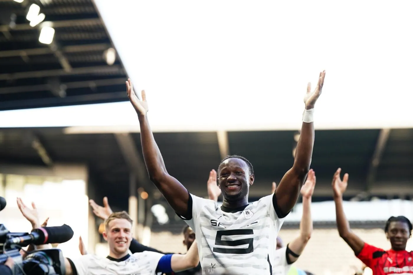 Le beau discours d’Ismaël Koné dans le vestiaire rennais